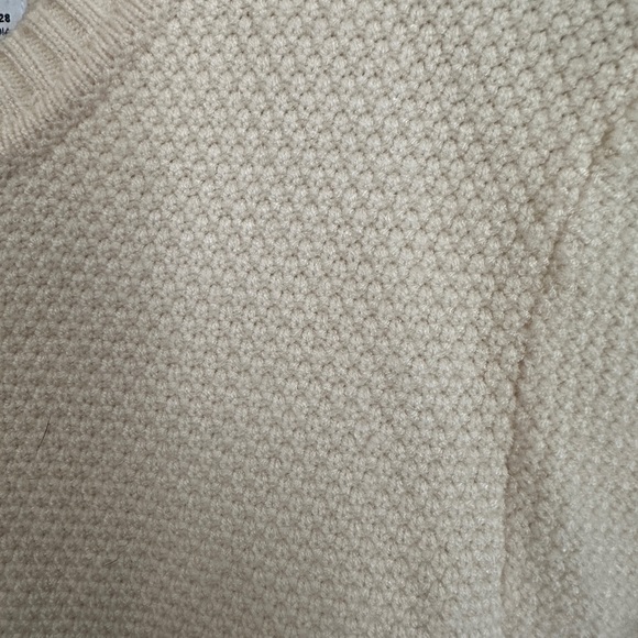 Zara short sleeve sweater - super soft - Picture 2 of 2